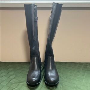 NWOT Women's Black Tall Leather Boots - Classic Knee-High Style